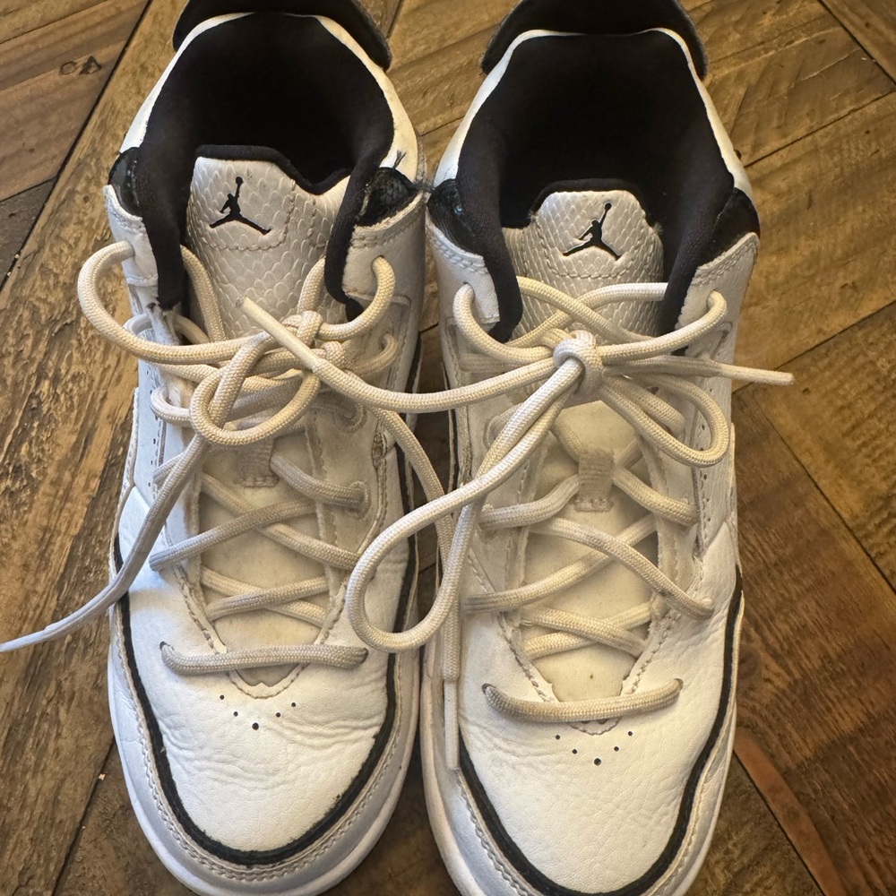 Jordan Sneakers